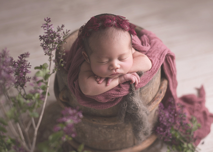 Props (Chin on Hands)