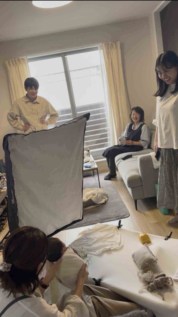 名古屋での自宅撮影で専用照明を使い透明感を出したニューボーンフォト